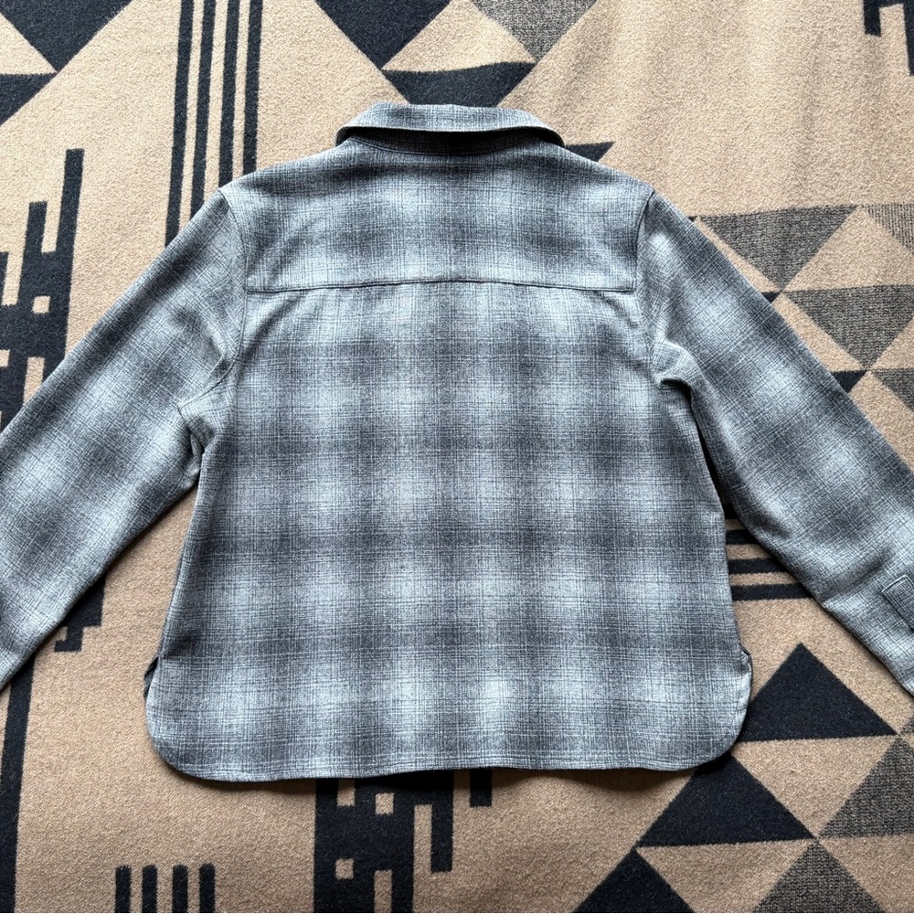 Pendleton Cropped Lodge Wool Shirt Women’s Medium - Picture 3 of 9